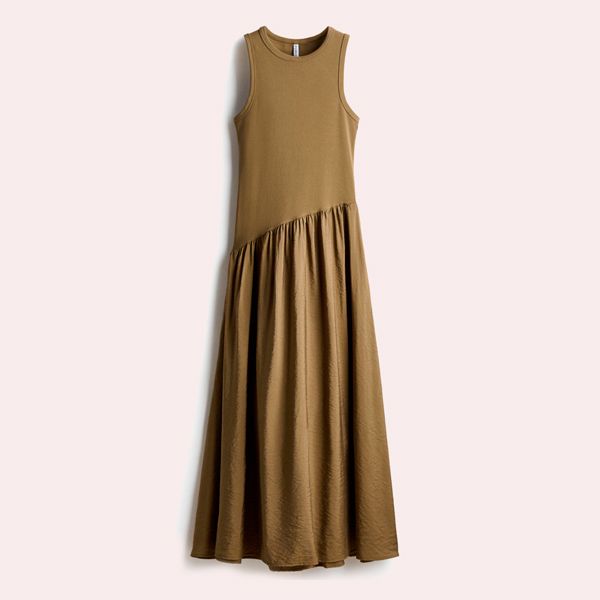 Vestido con falda acampanada