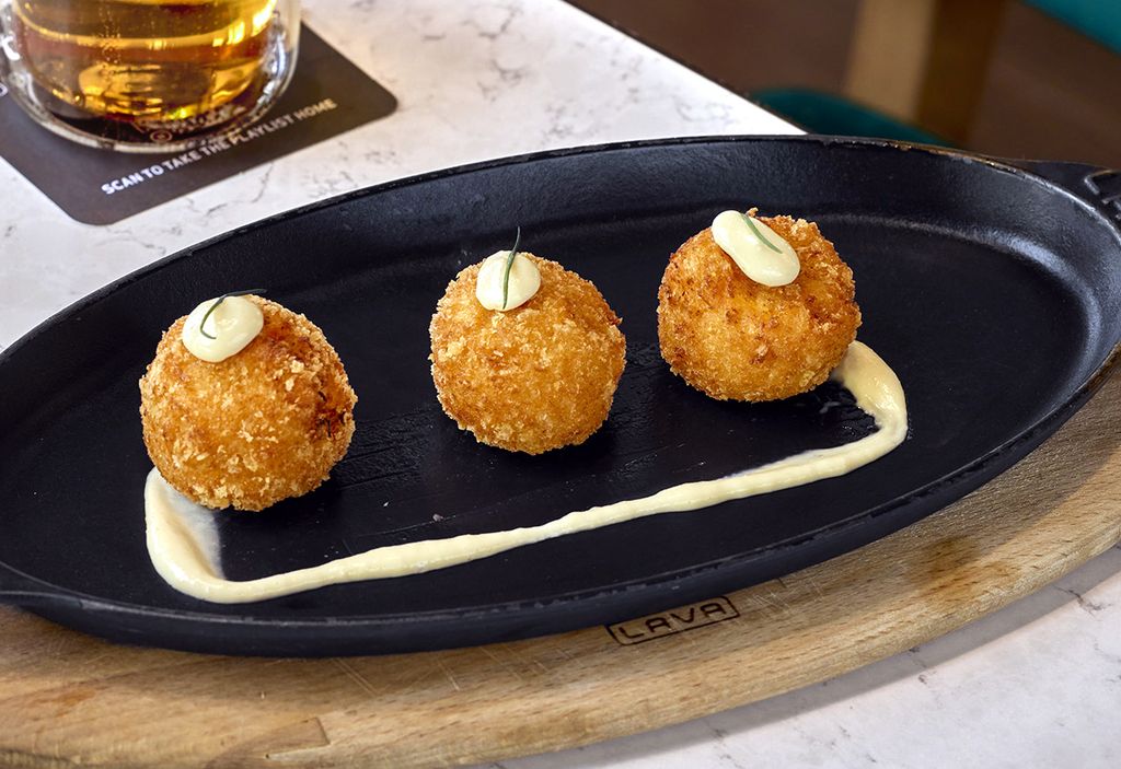 Croquetas de autor, una de las propuestas gastro que ofrecen los hoteles participantes