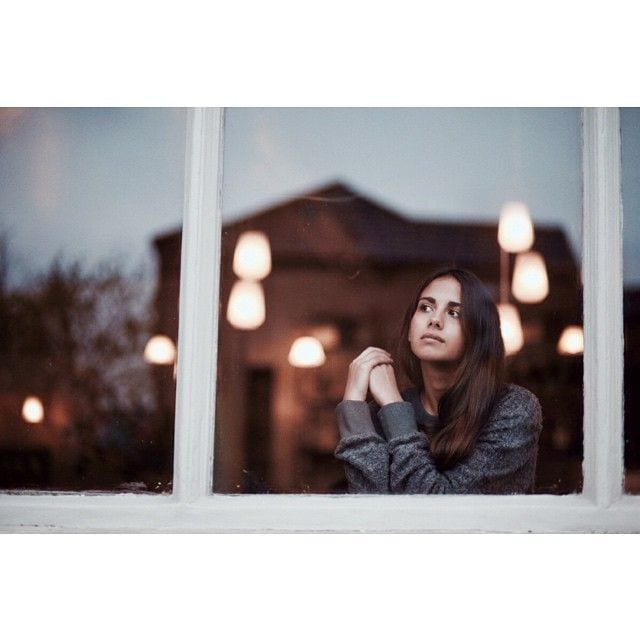 La hija mayor de Rosario en uno de sus viajes