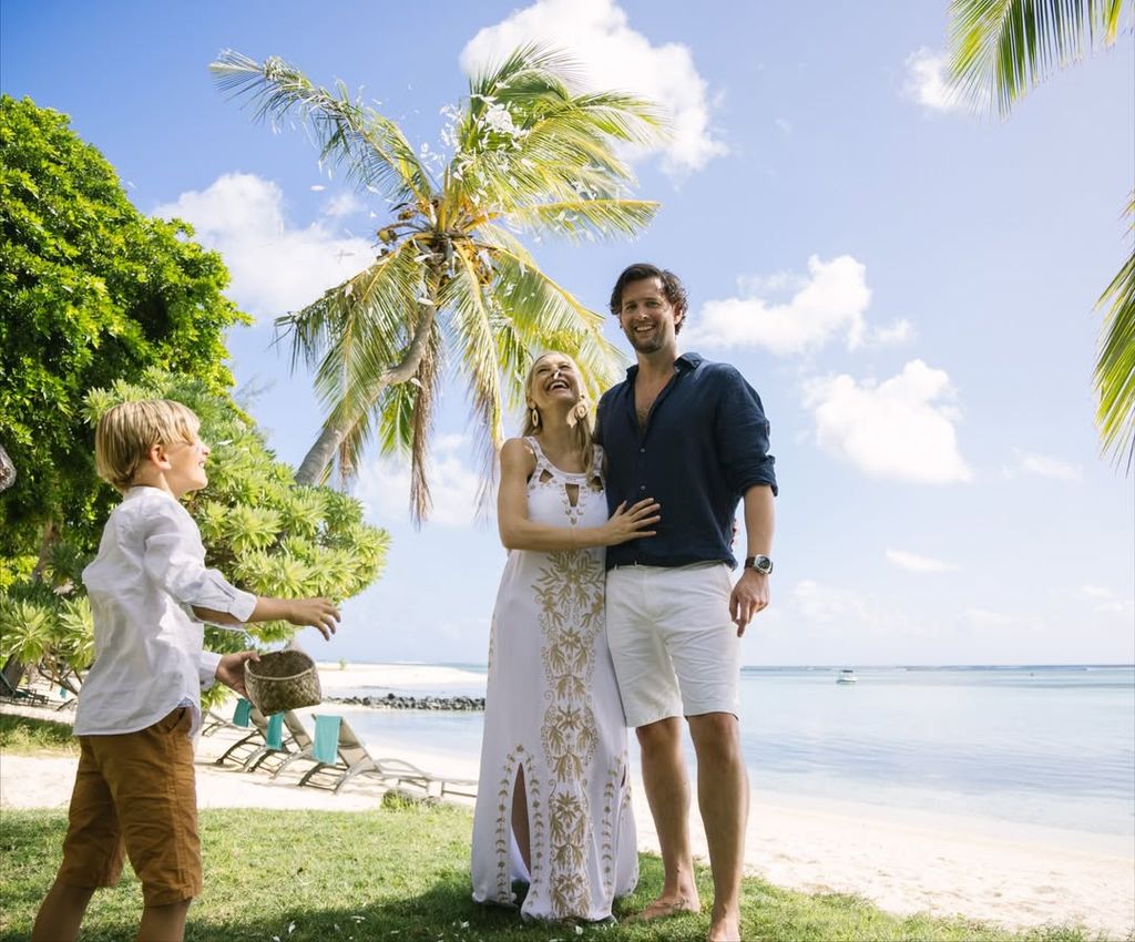 Chelsy lució un vestido de novia de estilo boho, que se compró en una boutique de un hotel un día antes de su boda