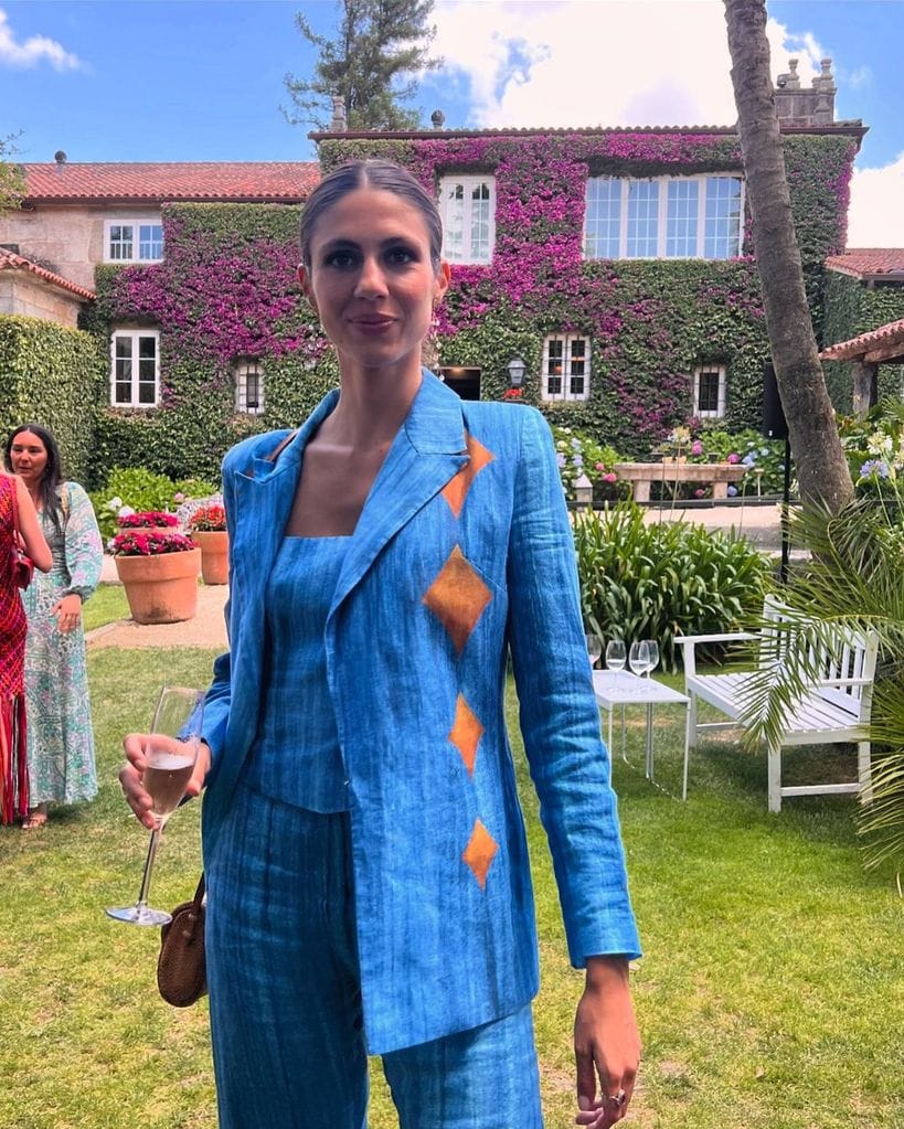 Look Ana Cristina Portillo. 