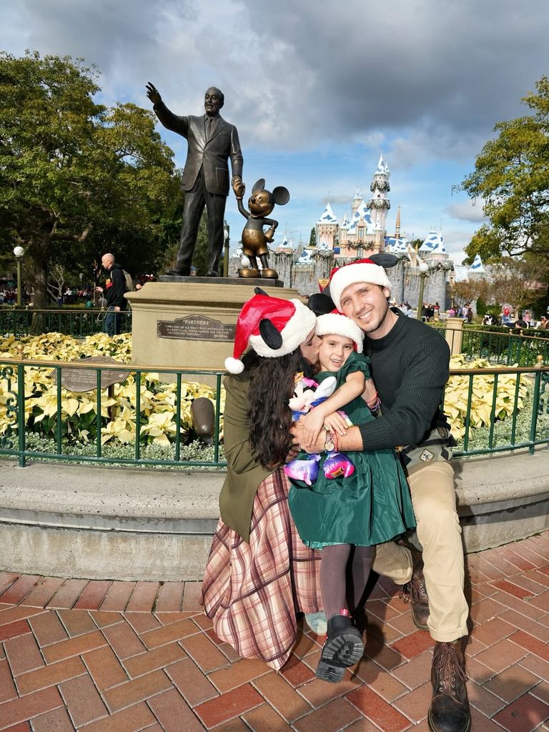El deseo de Camila para esta Navidad fue pasarla en Disney con su familia.