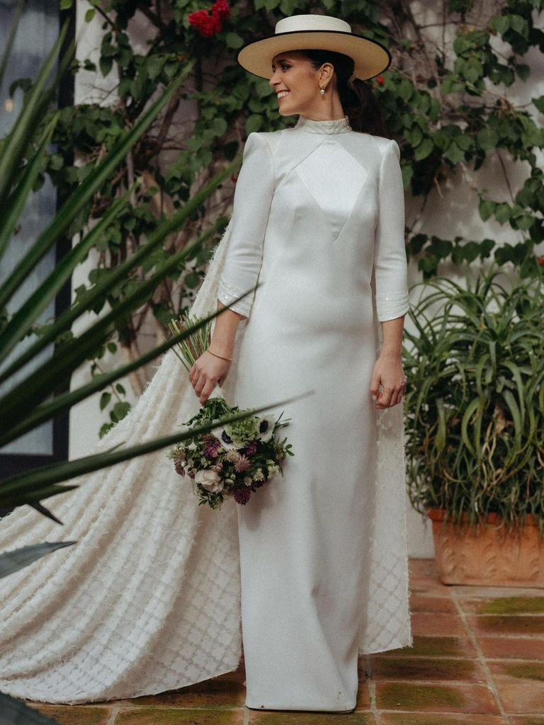Novias con sombrero cordobés y detalle negro