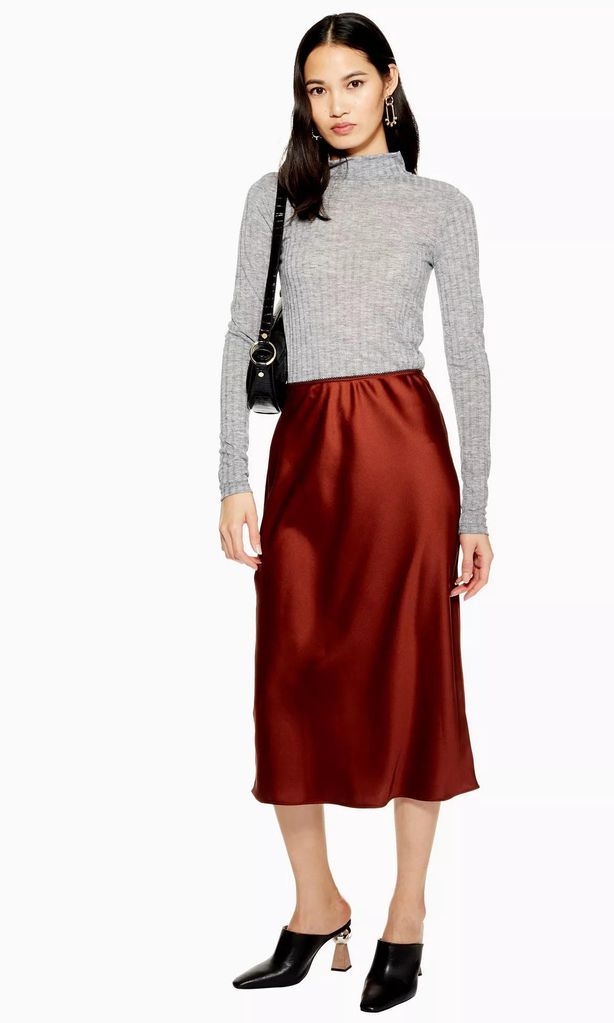 Satin Bias Cut Midi Skirt de Topshop
