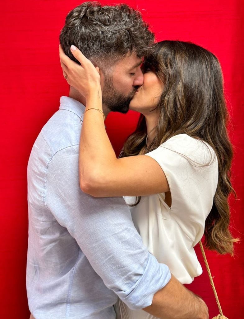 David Callejo, el médico que triunfa como 'influencer', se casa con la periodista Eva Rojas