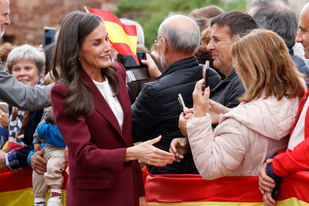 FELIPE Y LETIZIA VISITAN BRASOÑERA, CON MOTIVO DE LA CONMEMORACIÓN DEL 1200º ANIVERSARIO DE SU FUERO. 