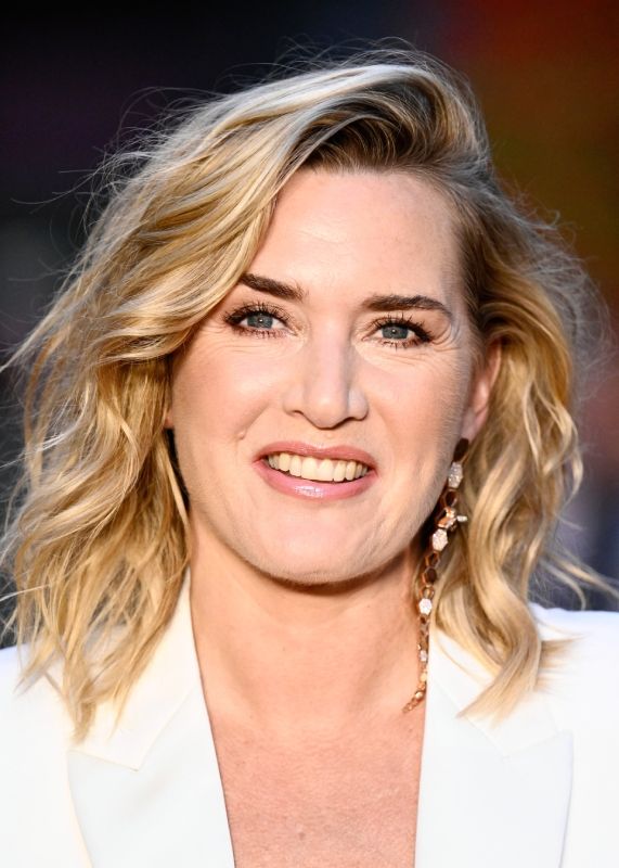 Kate Winslet admira el talento interpretativo de su hija Mia Threapleton