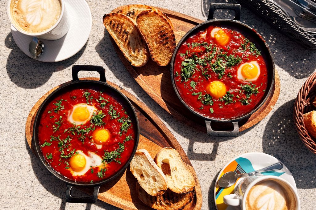 Empezar el día con proteína tiene muchos beneficios.
