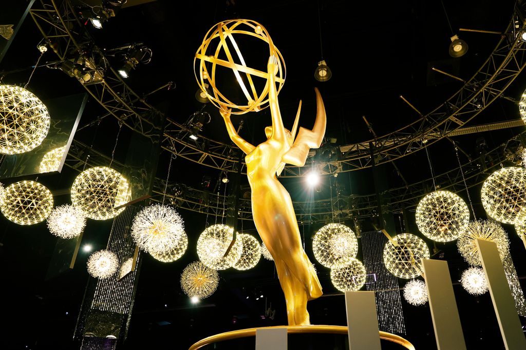 Vista de una escultura del Emmy durante la ceremonia de 2023.