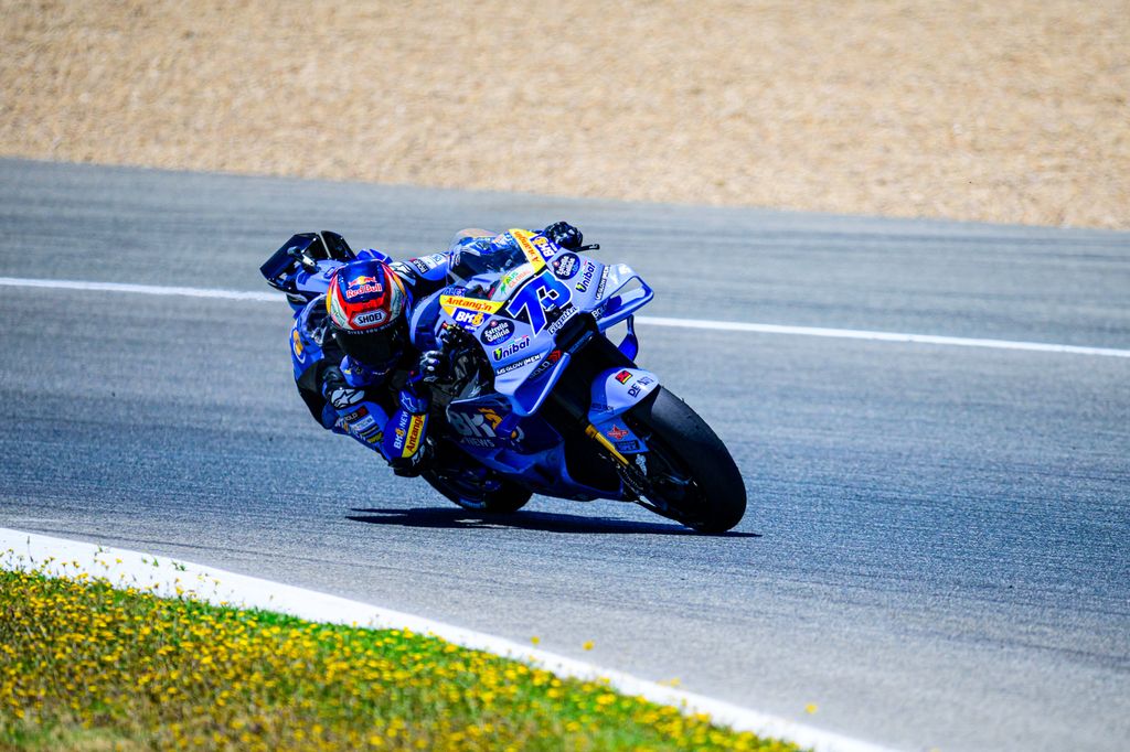 El hermano pequeño de Marc, durante la carrera