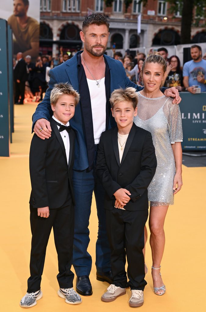 Chris Hemsworth y Elsa Pataky con sus hijos Tristan y Sasha Hemsworth