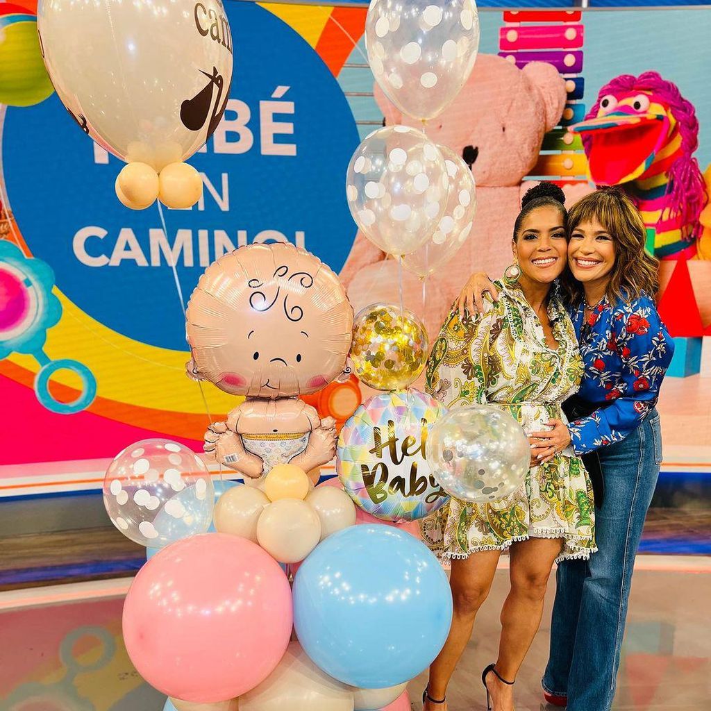 karla mart nez y francisca