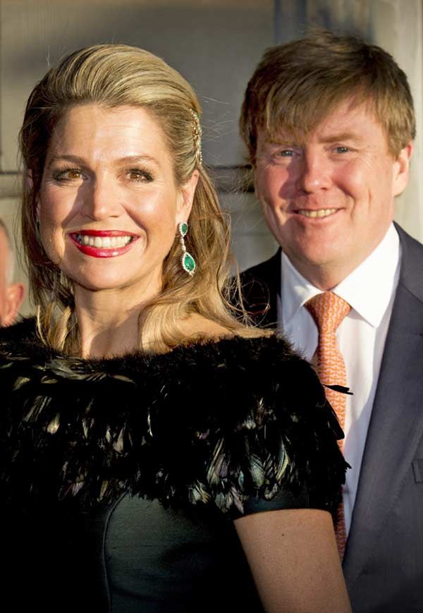 La reina Máxima no sólo preparó su puesta en escena con mimo como acostumbra, sino que echó el resto en cumplido al señalado momento histórico que se festejaba
