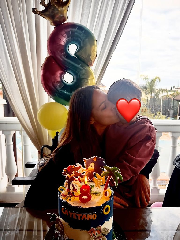 Eva González, celebrando el 8º cumpleaños de su hijo