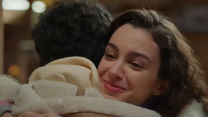 AVance de 'Hermanos': Asiye recnoce ante Ayaz que siente algo por él