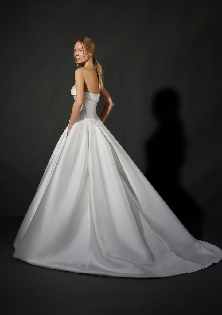 Pronovias x Vera Wang