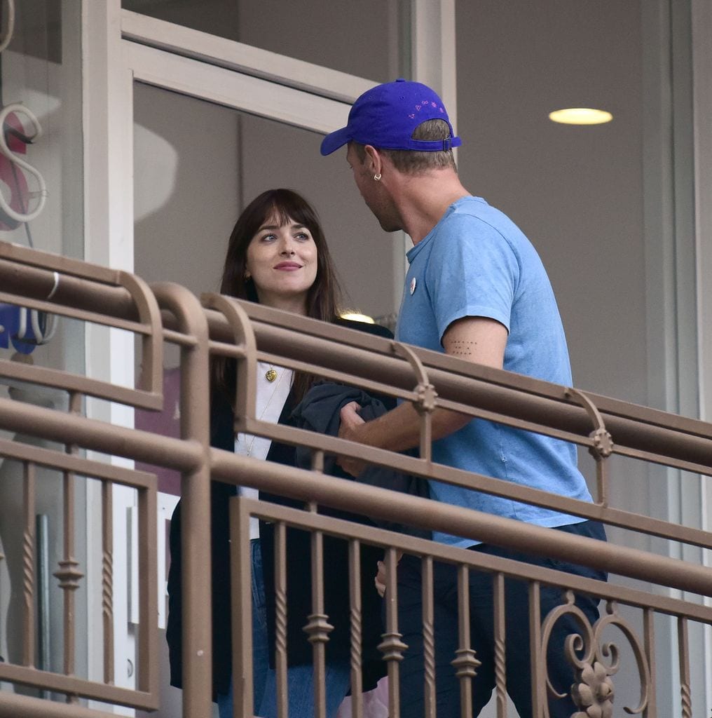 Dakota Johnson y Chris Martin, su historia de amor marcada por las rupturas