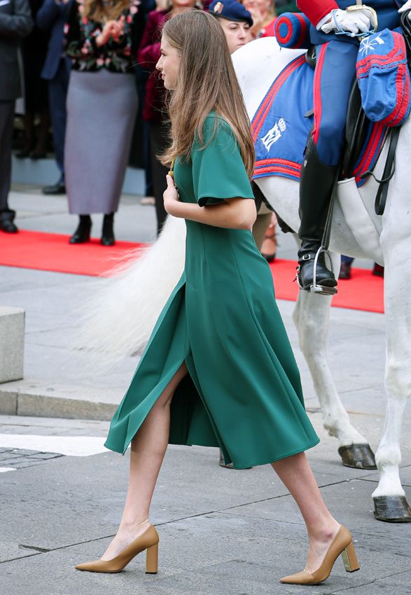 Los nuevos cortes de pelo de la reina Letizia y la princesa Leonor