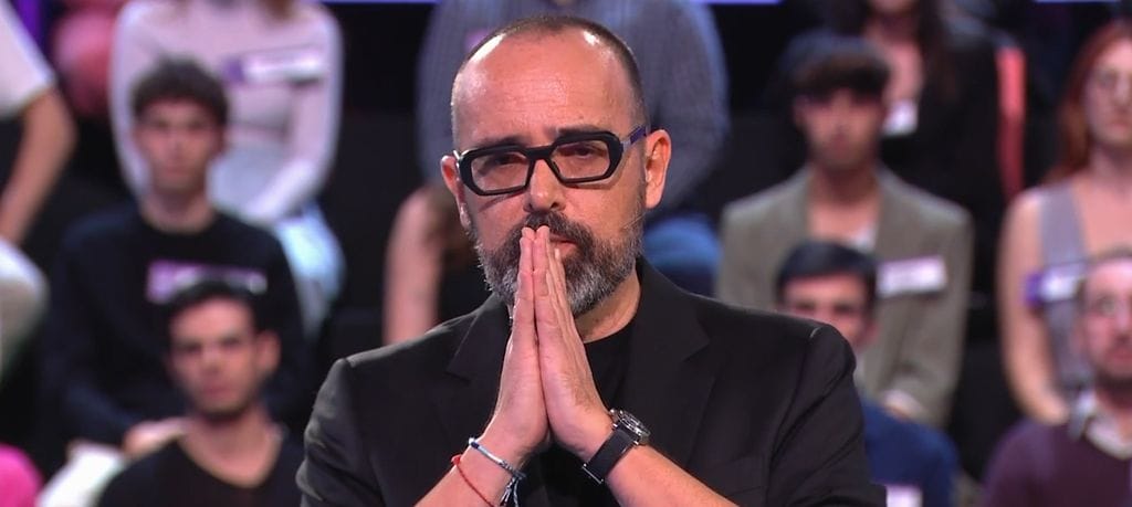 Primer plano de Risto Mejide en un programa de televisión