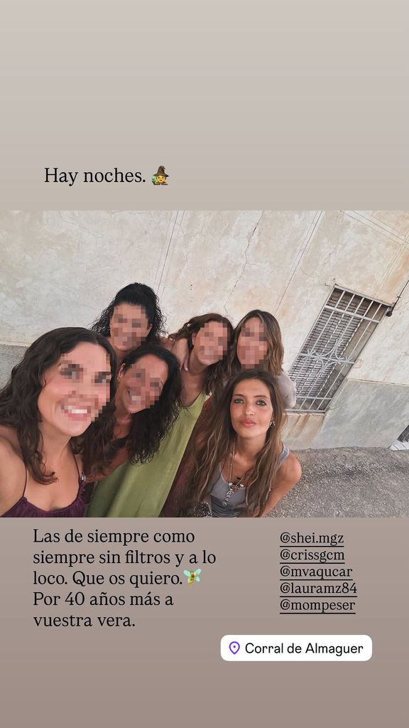 Sara disfruta estos días en Corral de Almaguer junto a sus amigas de toda la vida
