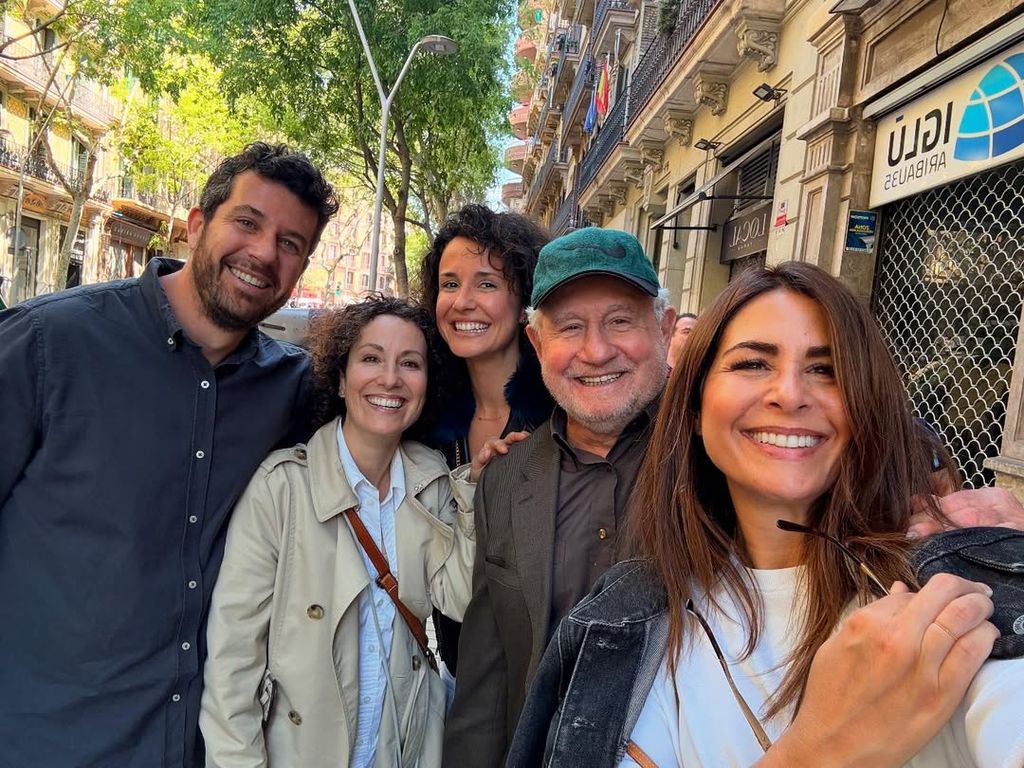Nuria Roca le pilla por sorpresa el apagón con su familia en Barcelona