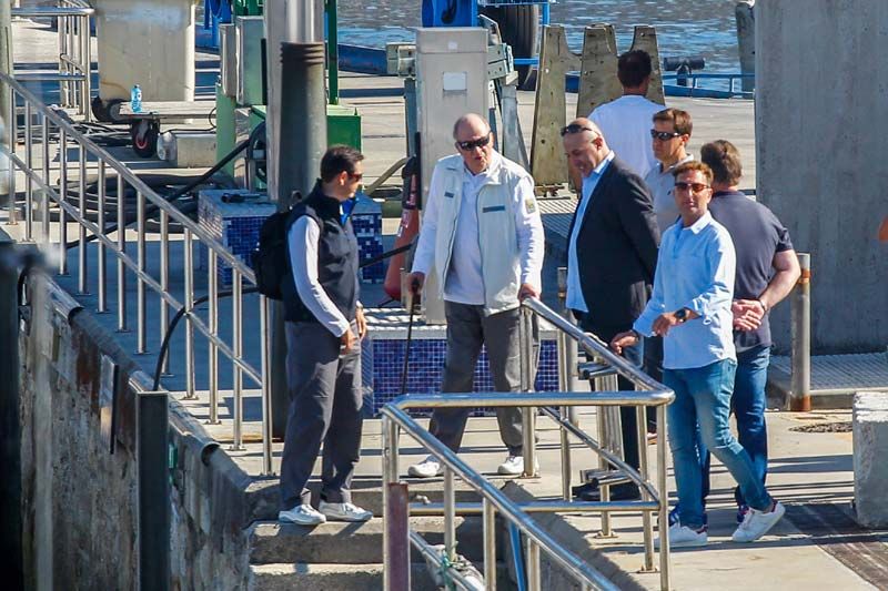 Rey Juan Carlos en el puerto