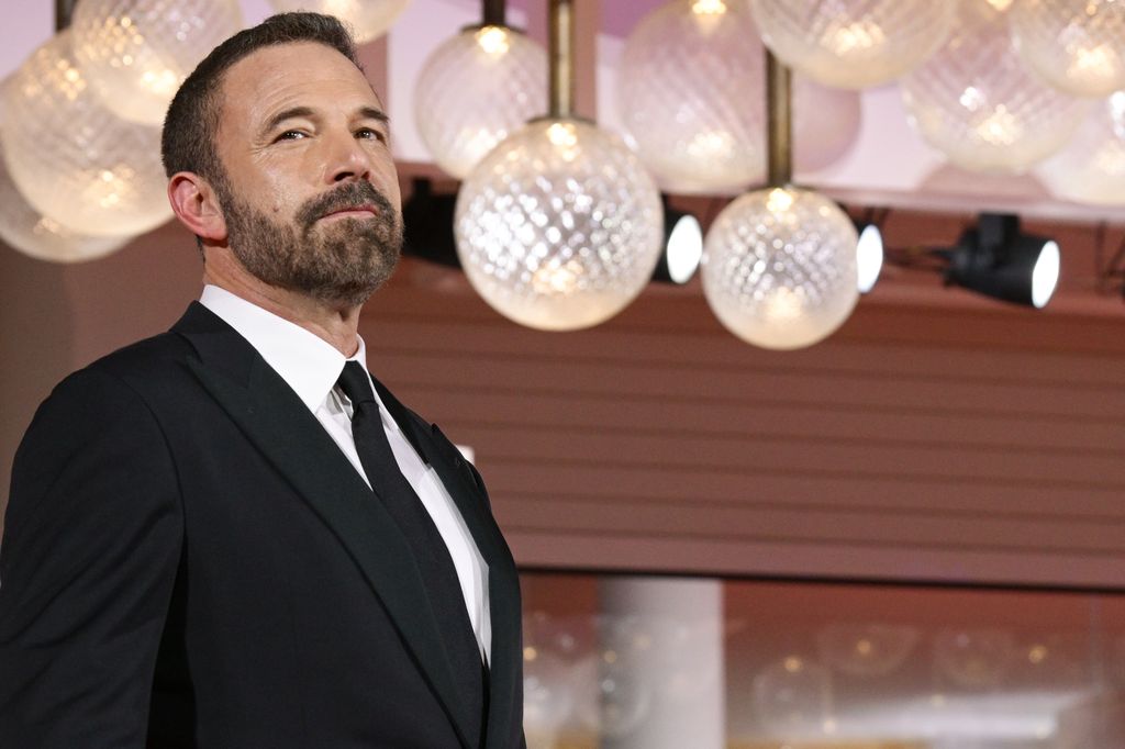 Ben Affleck rompió el silencio sobre el reciente fallecimiento de sus padres.