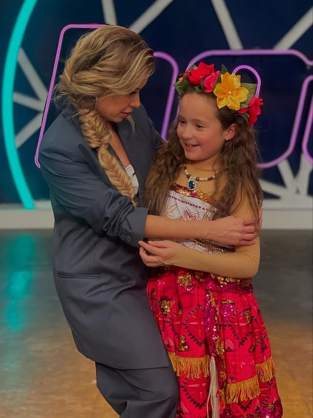 Andrea Escalona se mostró emocionada de tener en 'Hoy' a la hija de su exnovio, Daniel Bisogno