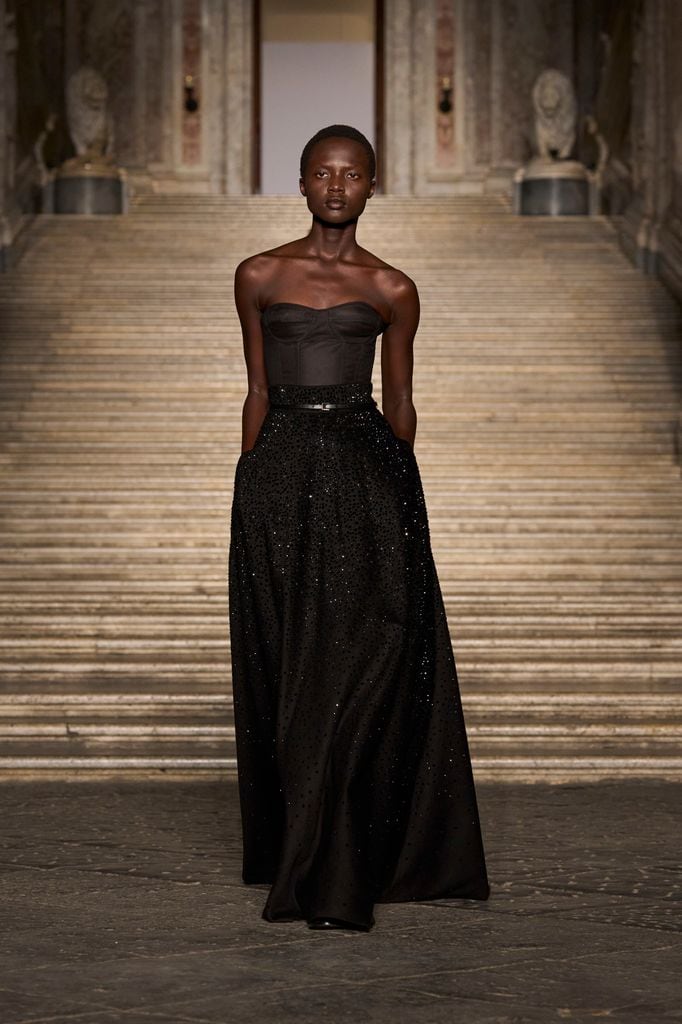Max Mara: desfile de la colección Resort 2026 en Nápoles