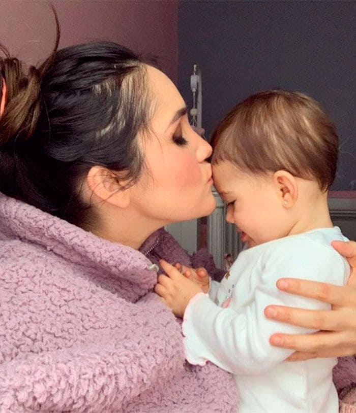Dulce María hija
