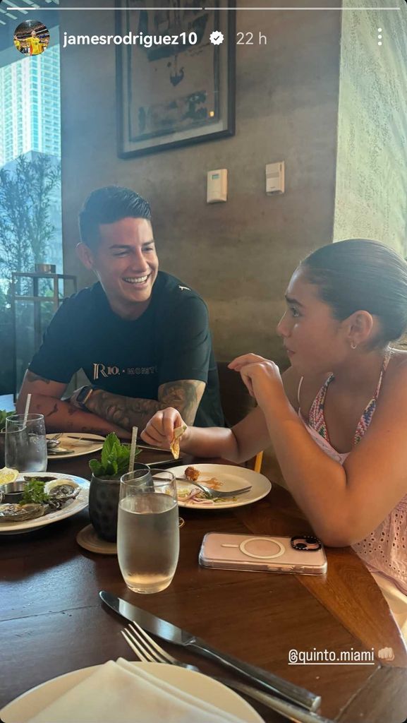 James Rodríguez y su hija Salomé 