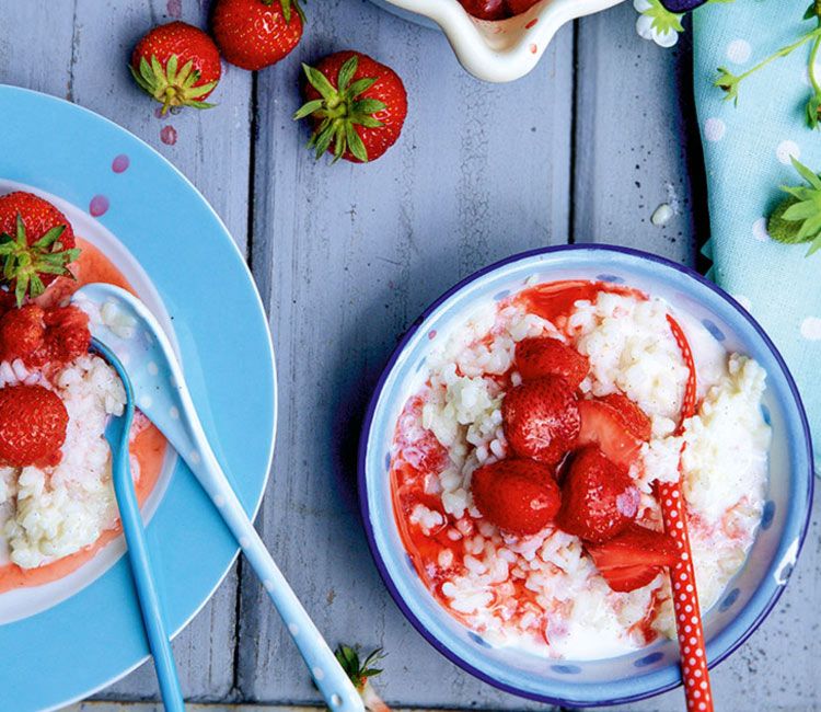 Arroz con leche y 'coulís' de fresa