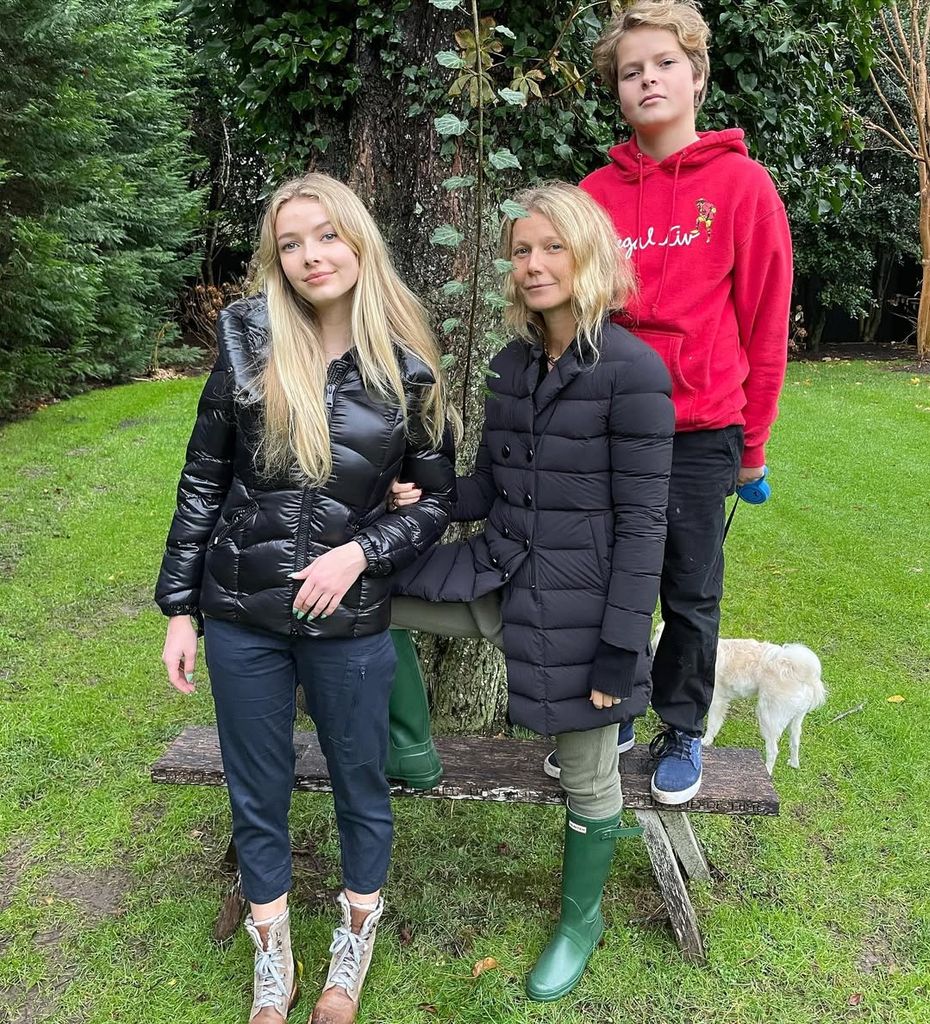 Gwyneth Paltrow con sus hijos Apple y Moses