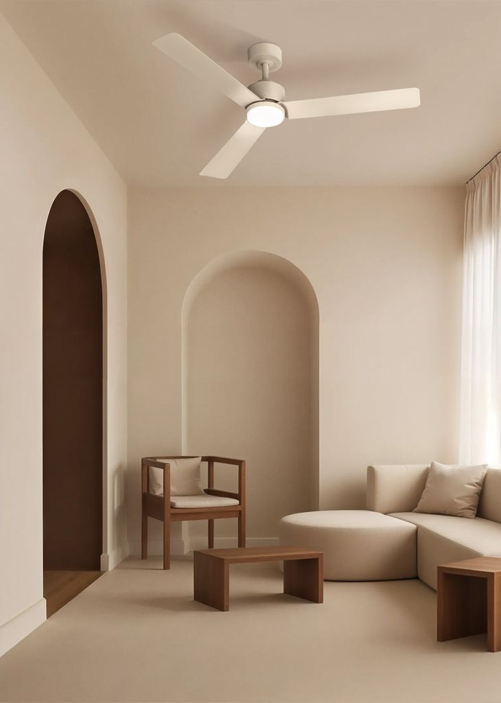 Salón con ventilador de techo