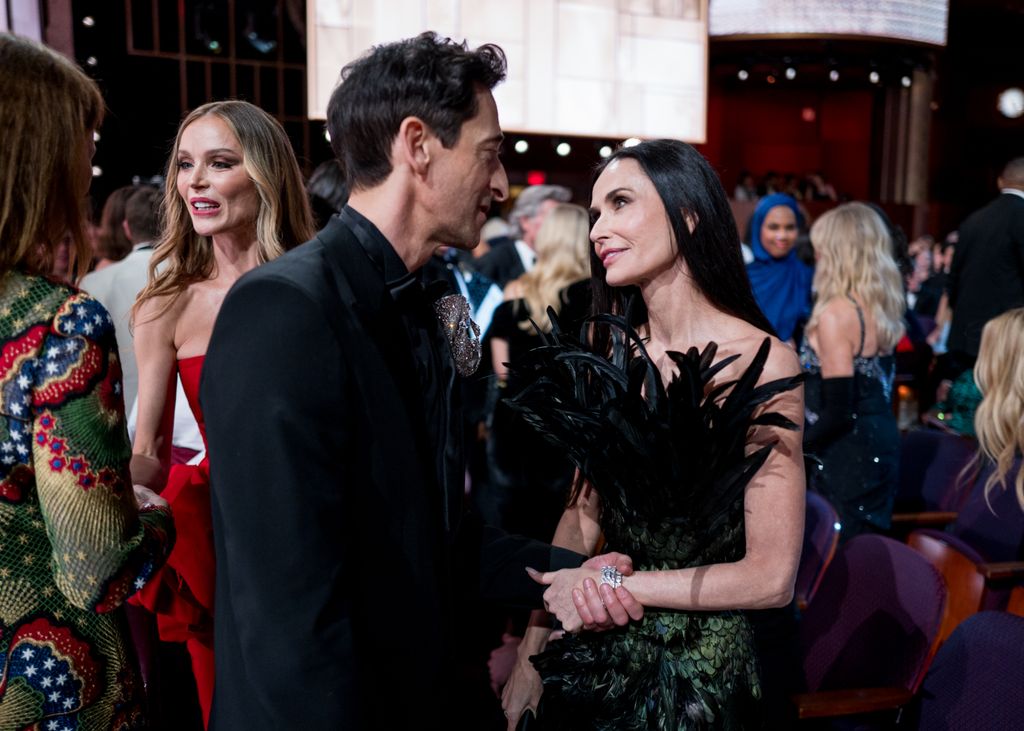 Demi, con Adrien Broody