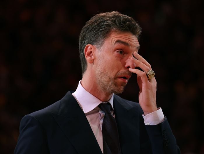 Las lágrimas de Pau Gasol al hacer historia en Los Angeles Lakers