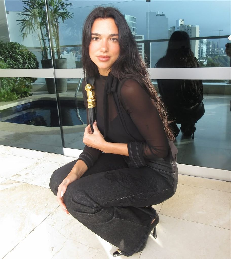 La intérprete hizo vibrar a los fans en el Estadio San Marcos.