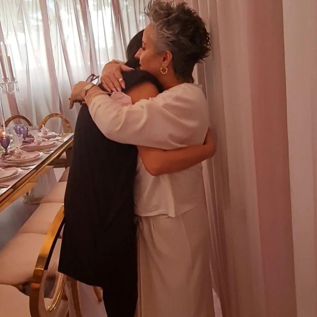 Maite Perroni y su mamá