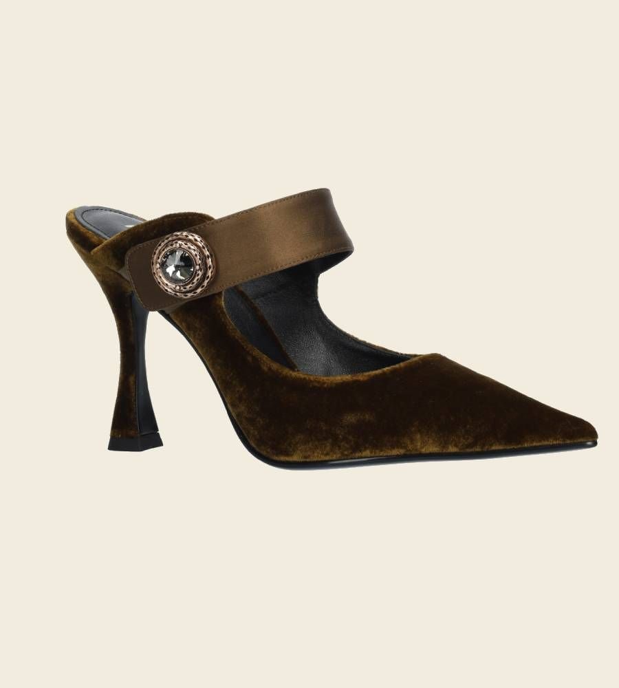 Mules de terciopelo de Lola Cruz