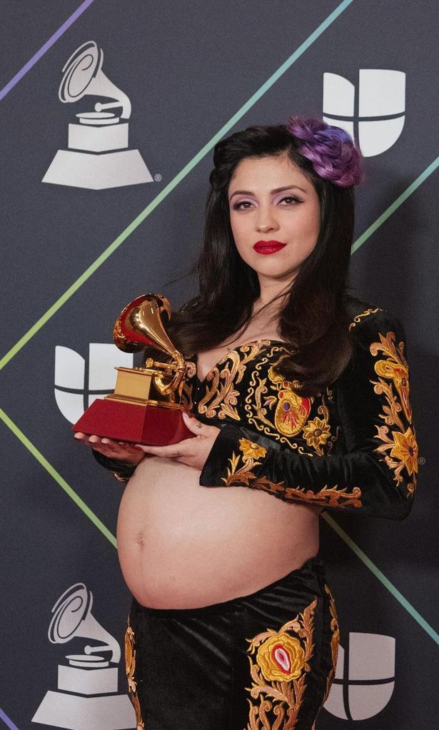 mon laferte