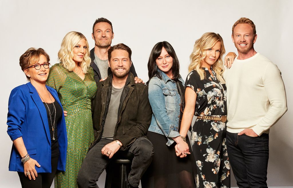 Gabrielle Carteris, Tori Spelling, Brian Austin Green, Jason Priestley, Shannen Doherty, Jennie Garth y Ian Ziering
