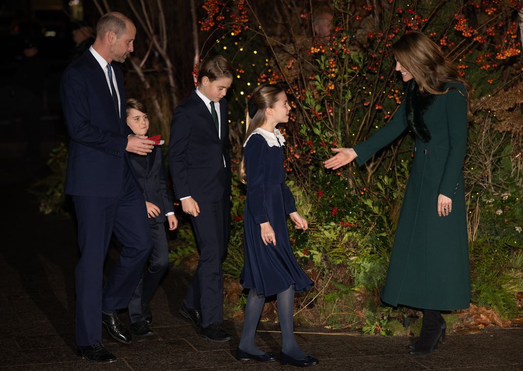 La princesa Kate con su familia, sus tres hijos y su esposo, el príncipe William. 