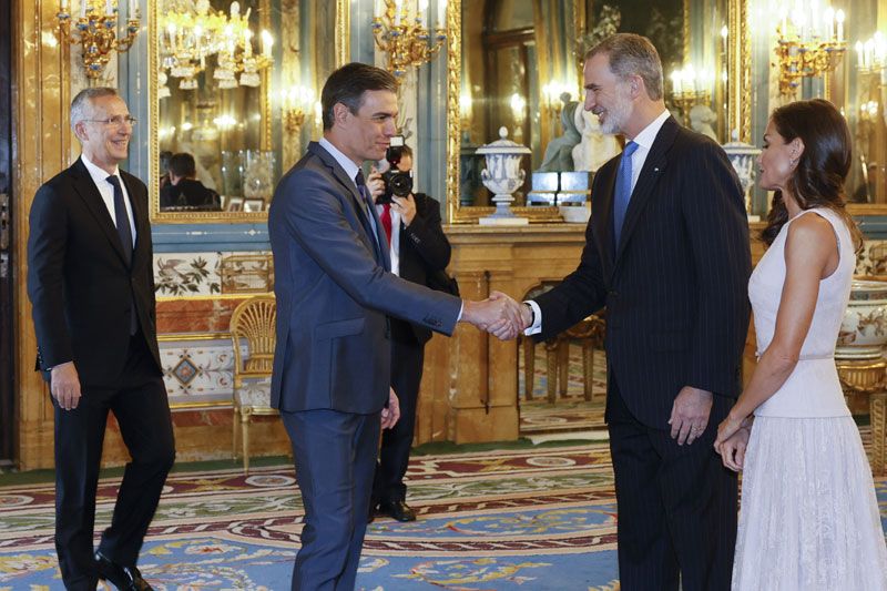 Los Reyes en un almuerzo por el 40º aniversario de la entrada de España en la OTAN