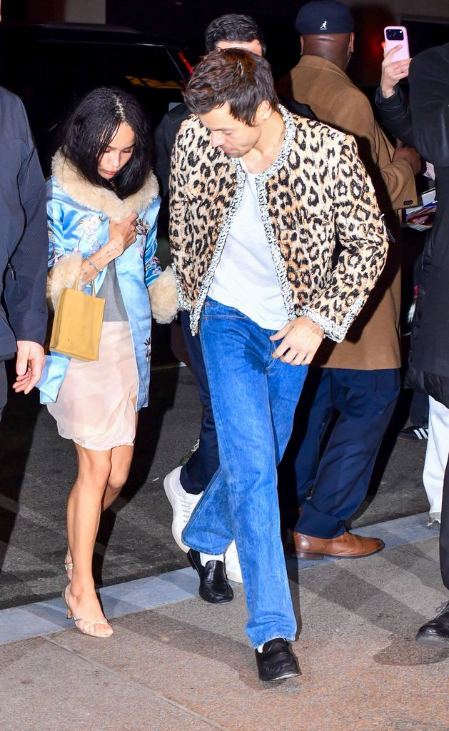 Harry Styles lleva Chanel por Matthieu Blazy.