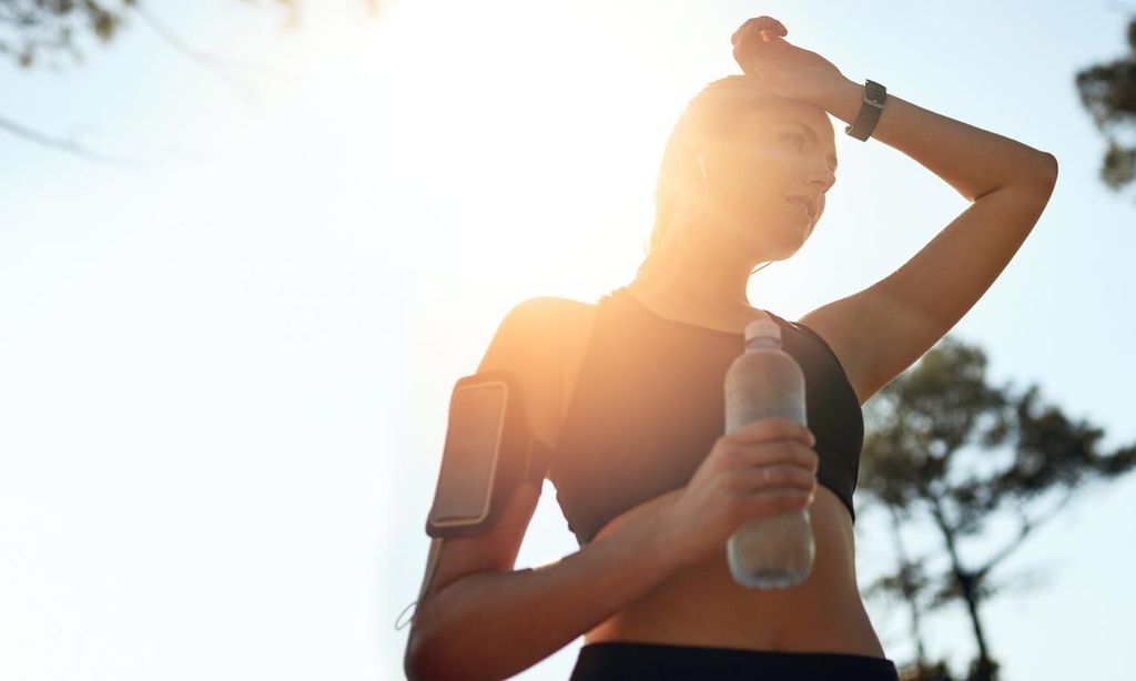 
Es necesario mantener el cuerpo bien hidratado para evitar la retención de líquido
