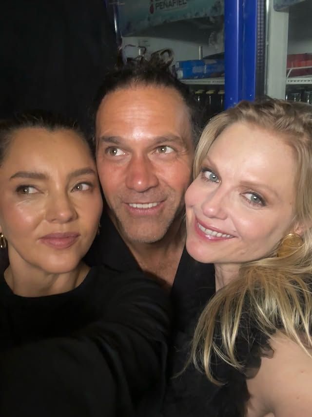 Sara Maldonado, Valentino Lanús y Ana Layevska encendieron la nostalgia de sus seguidores con este emotivo reencuentro