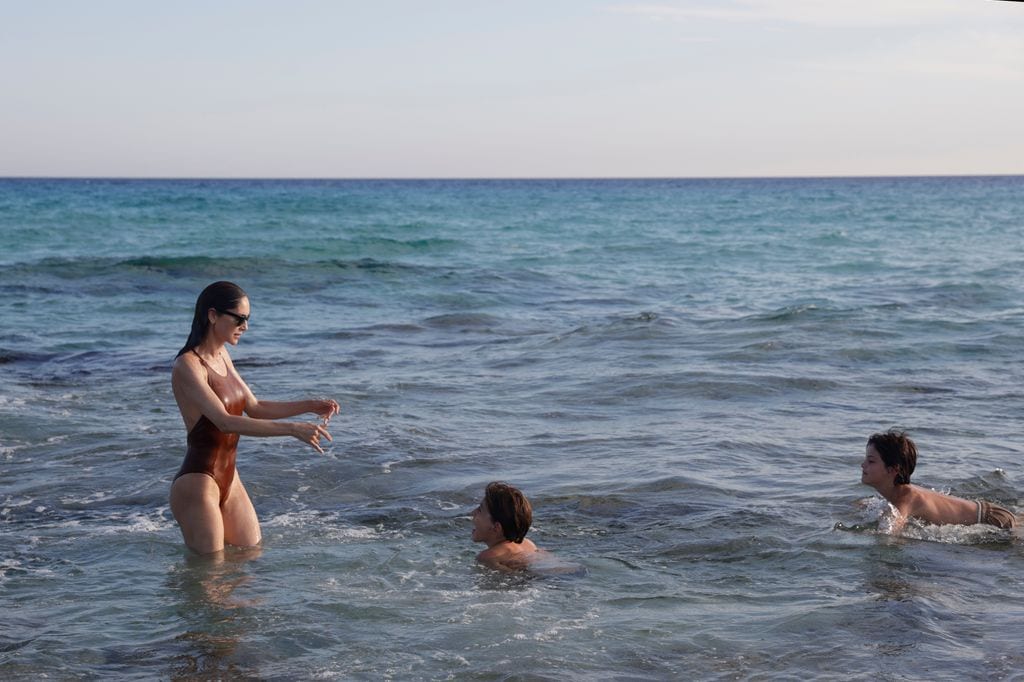 Eugenia Silva de vacaciones con sus hijos en Formentera
