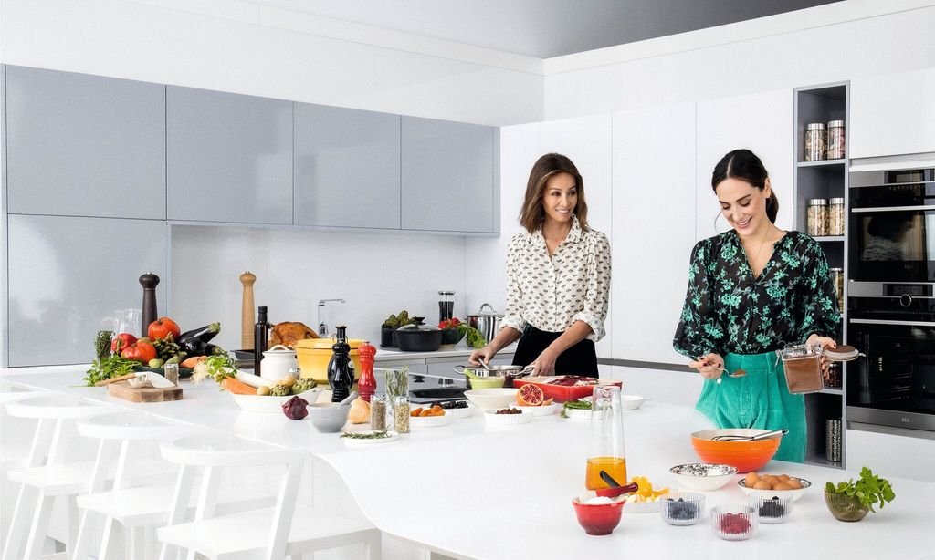 Isabel Preysler cocina para ¡HOLA!