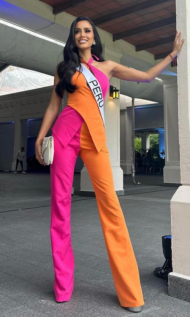 miss per camila escribenss