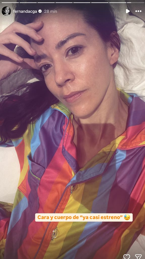 Fernanda Castillo se dejó ver descansando tras una larga jornada de trabajo